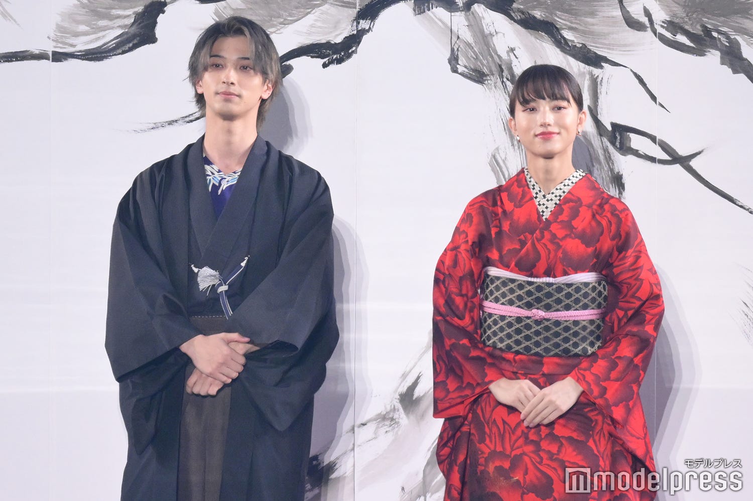 OWVがドリンクと限定コラボ、横浜流星&清原果耶の直筆水墨画パネル展示も「TGC フェス 山梨 2022」