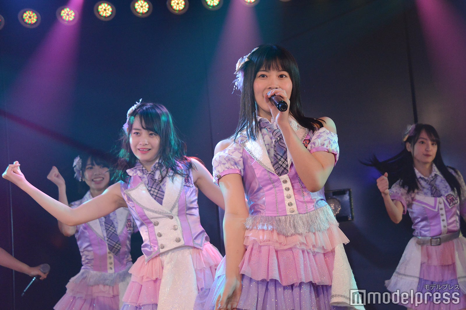 横山結衣、岡部麟／AKB48チーム8「その雫は、未来へと繋がる虹になる。」公演 （C）モデルプレス