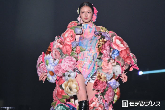 せいらがトップバッターで美脚披露「TGC」20周年イヤー幕開け飾る【TGCしずおか2025】