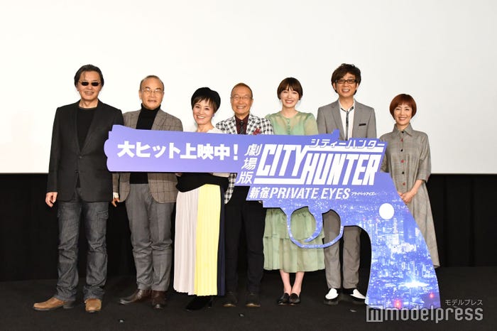 (左から)北条司、こだま兼嗣監督、伊倉一恵、神谷明、飯豊まりえ、山寺宏一、戸田恵子 (C)モデルプレス