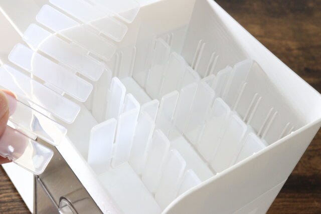 ダイソー 多機能引き出しケース(仕切板付) 仕切り ダイソー 多機能引き出しケース(仕切板付) 仕切り