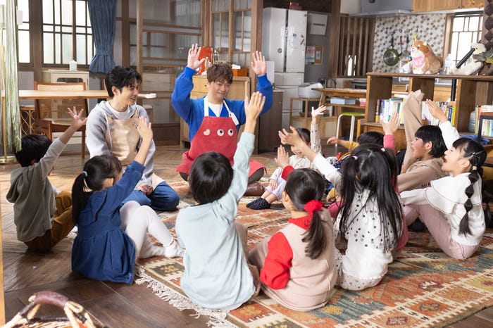 志尊淳、香取慎吾「日本一の最低男 ※私の家族はニセモノだった」第5話(C)フジテレビ