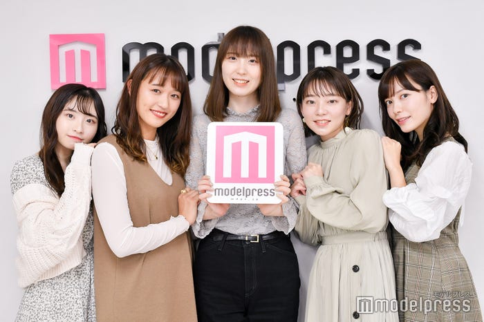「ミス駒澤2020」ファイナリスト(左から山崎真花、阿部真綾、山寺花歩、日浦もも、福井姫奈(C)モデルプレス