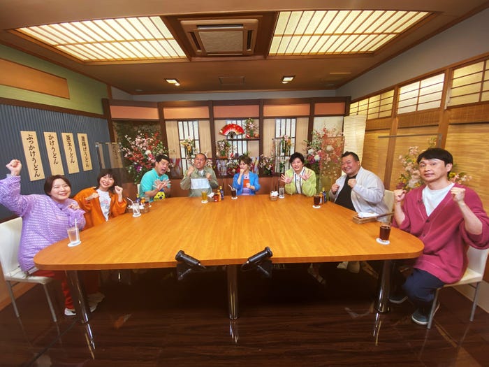 (左から)Aマッソ(村上、加納)、タカアンドトシ(タカ、トシ)、高畑充希、田中圭、豊ノ島、児嶋一哉(C)テレビ朝日