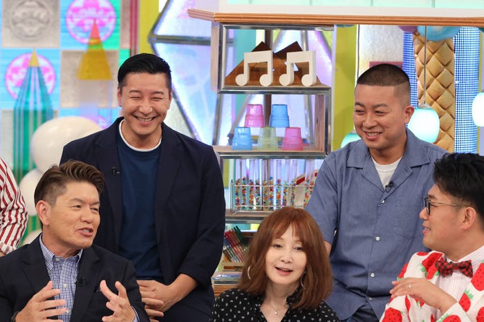 (上段)チョコレートプラネット(下段左から)ヒロミ、YOU、ビビる大木(C)モデルプレス