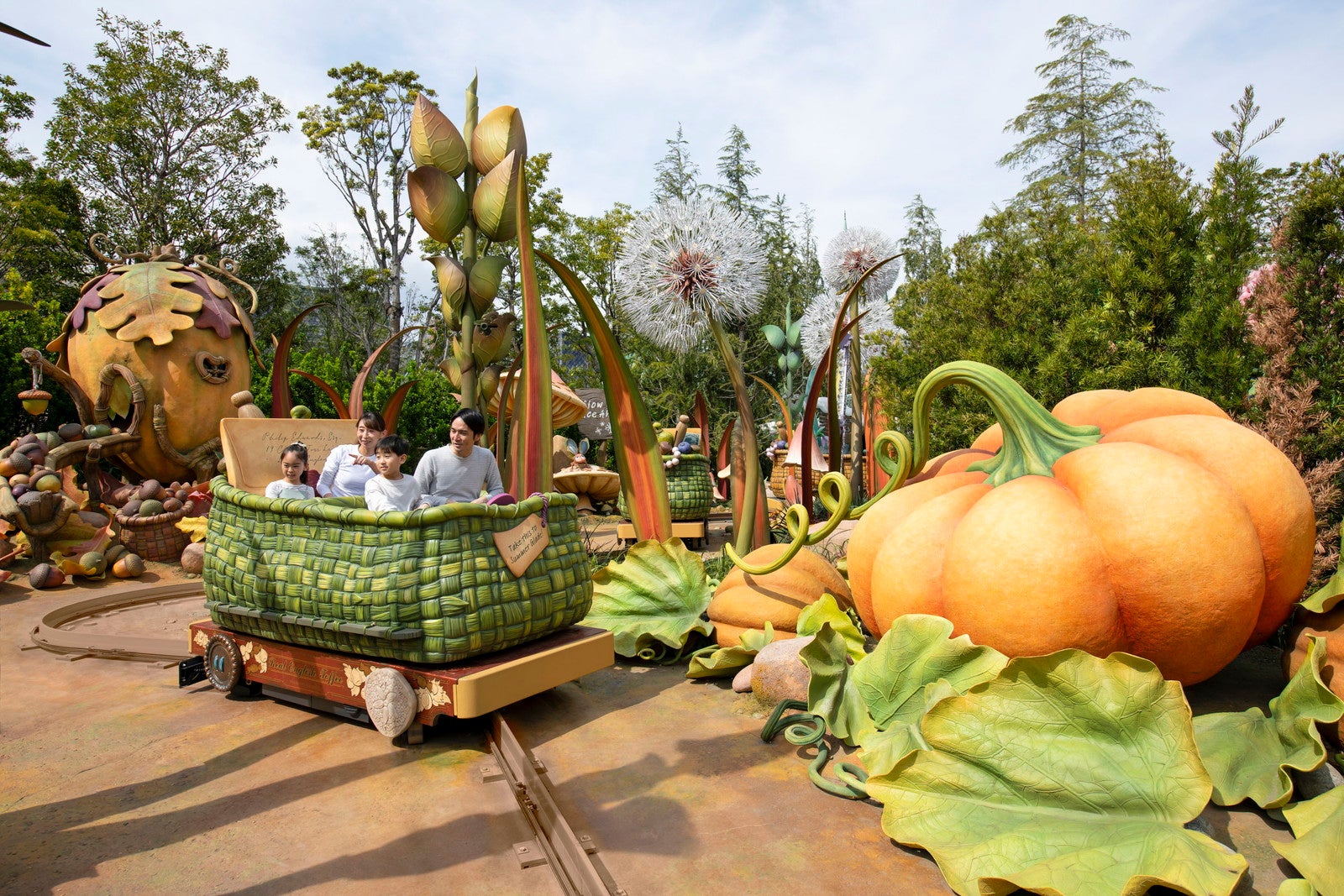 フェアリー・ティンカーベルのビジーバギー（C）Disney