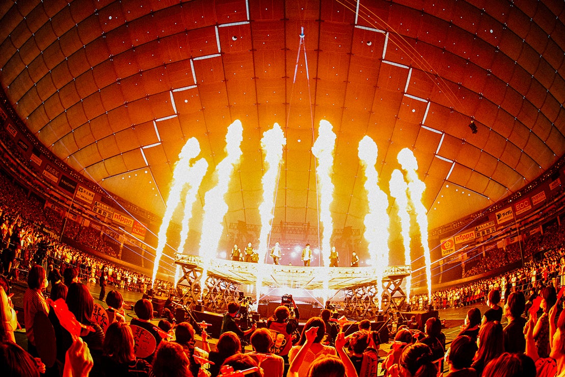 東方神起「東京ドーム公演」より（提供写真）