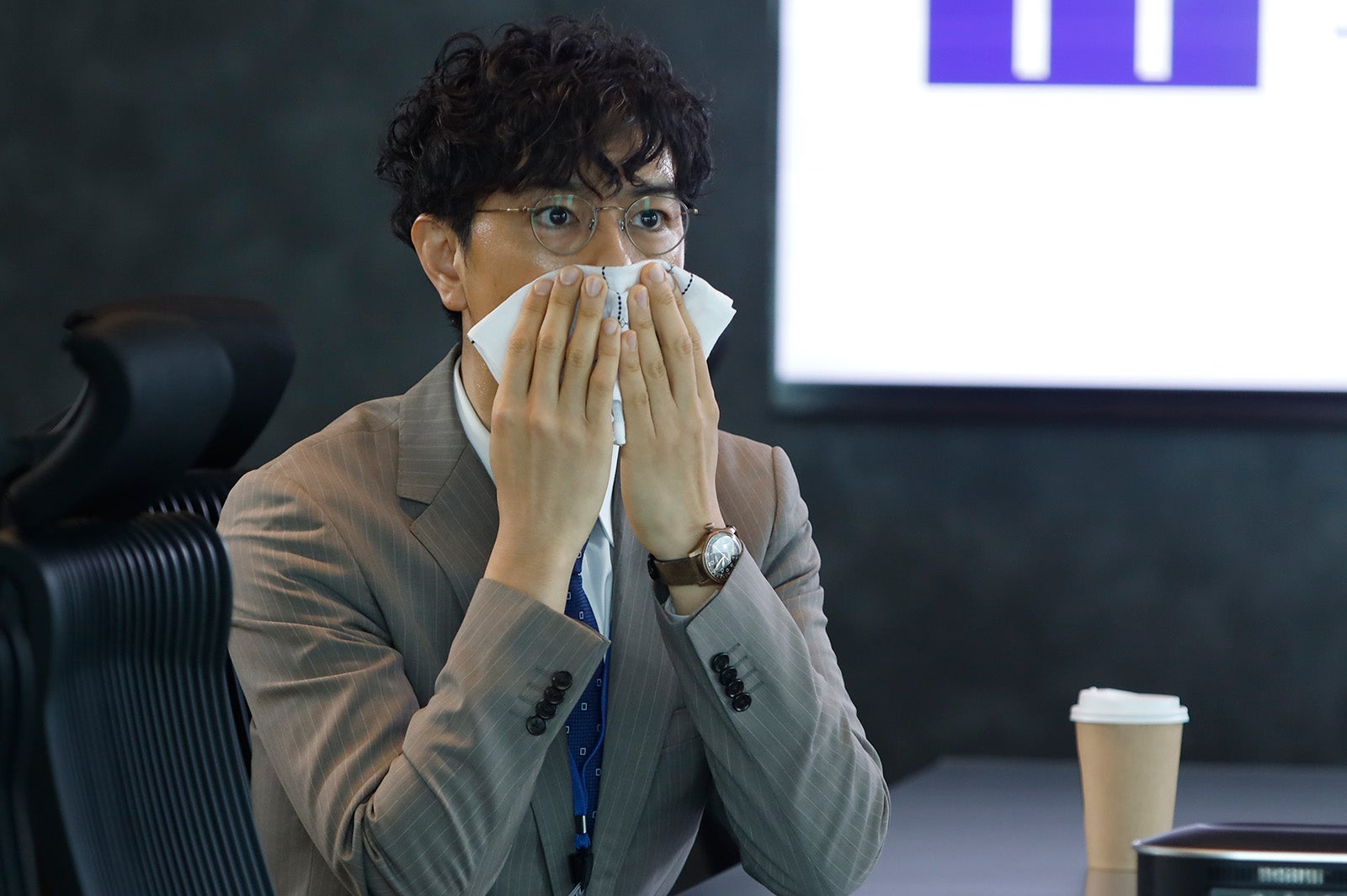 斎藤工「Believe ―君にかける橋―」第3話（C）テレビ朝日