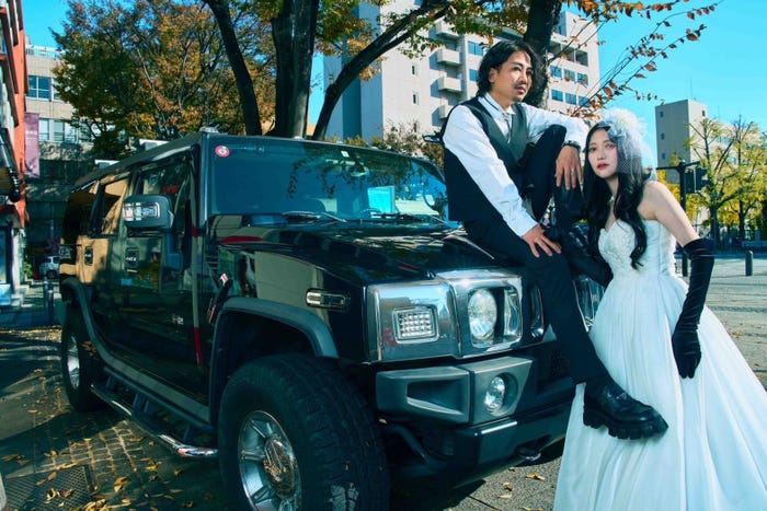 安藤翼さん、ぷちあや(提供写真)