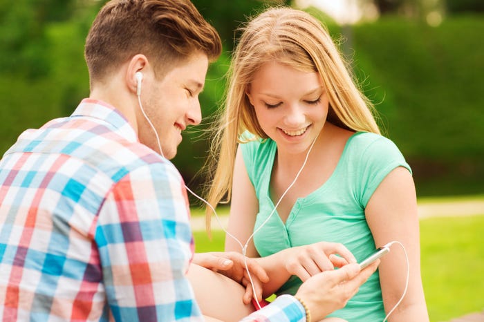 一緒にしたいことがたくさんあるの(Photo-by-Syda-Productions/Fotolia)