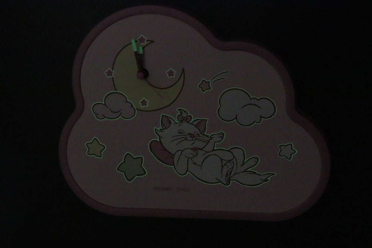 ダイカット置き掛け兼用時計(ディズニーマリー)DC9 蓄光 ダイカット置き掛け兼用時計(ディズニーマリー)DC9 蓄光