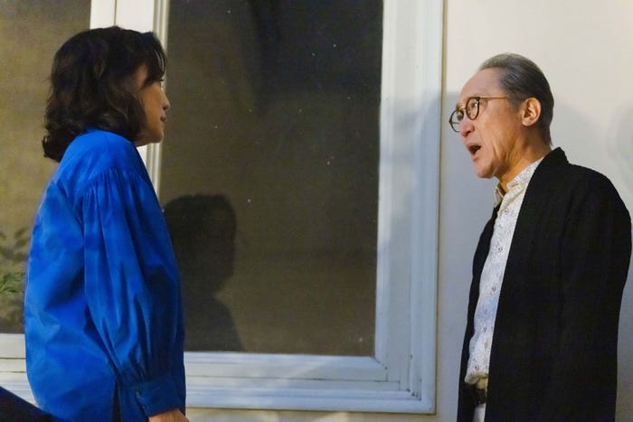 神野三鈴、佐野史郎(C)テレビ朝日・SLL