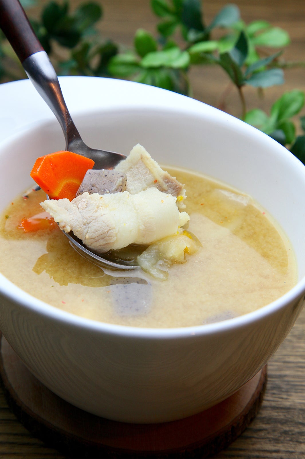 霧島豚と秋野菜たっぷりの特製豚汁／画像提供：Soup＋