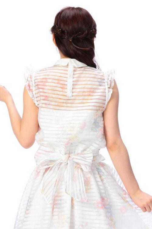 ボーダーオーガン花トップス「LIZ LISA」6,912円(税込)