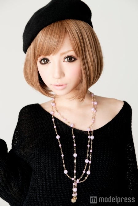 人気モデル、オリジナルブランド立ち上げ・デザイナーデビューを発表