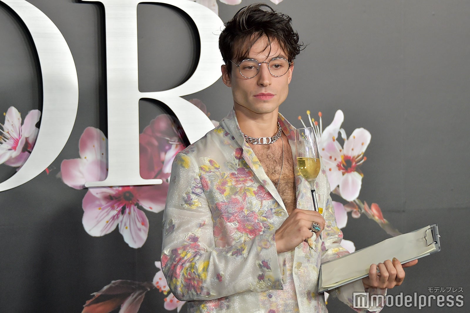 エズラ・ミラー （C）モデルプレス