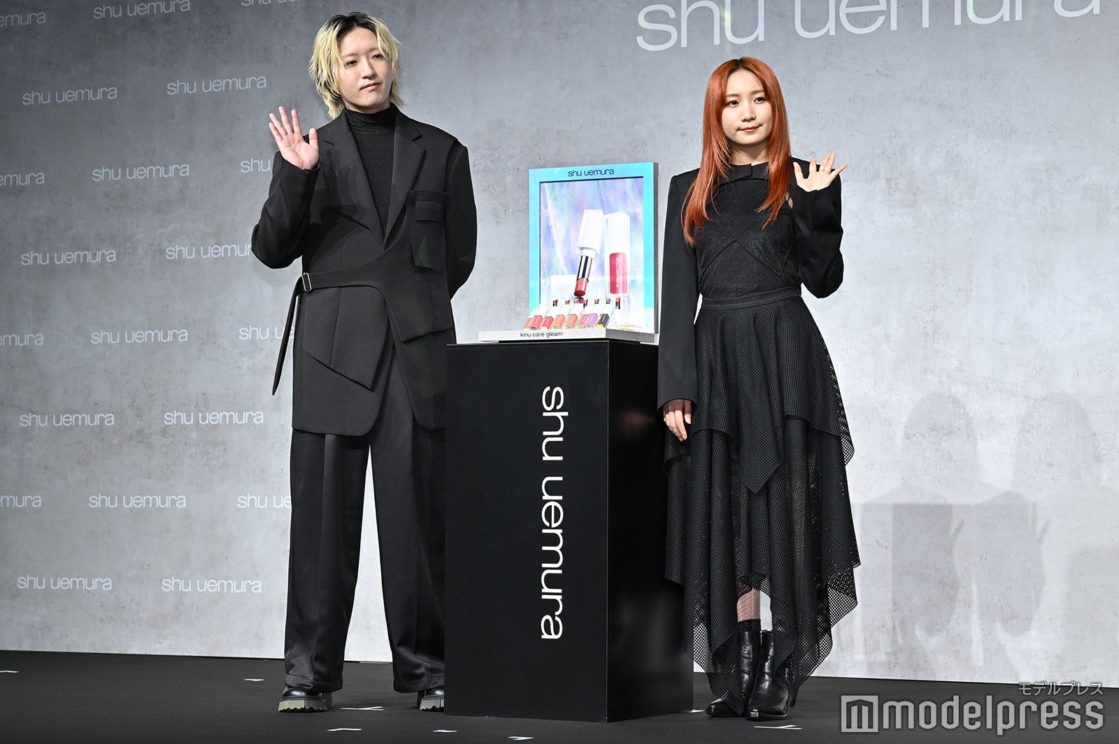 Ayase、ikura（C）モデルプレス