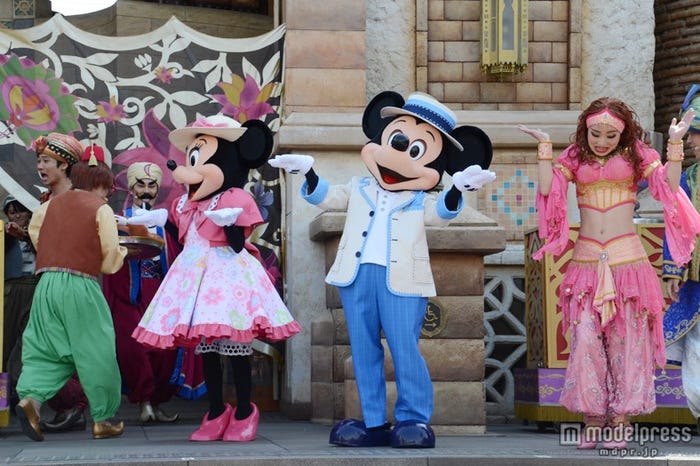 ディズニーシー、ミニショー「スプリングタイム・サプライズ」/ミッキー、ミニー