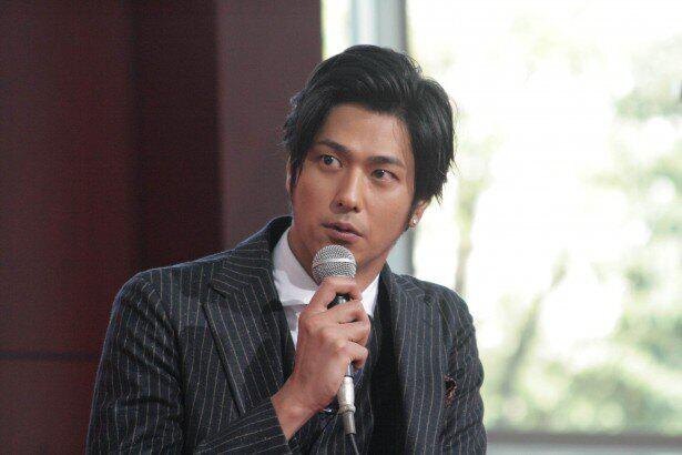 速水もこみち 自前のバス釣り用ボートを公開 スケールが大きすぎます など反響続々 モデルプレス