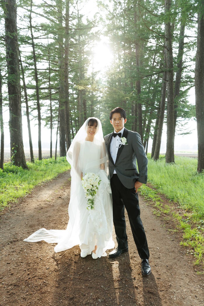 ハン・ヒョジュ、小栗旬(C)Netflix