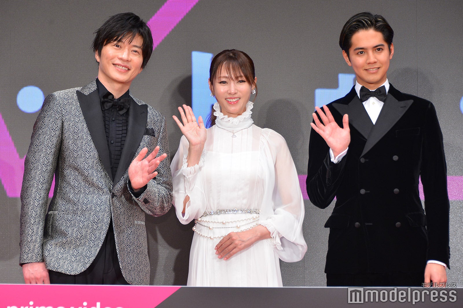 田中圭、深田恭子、片寄涼太（C）モデルプレス