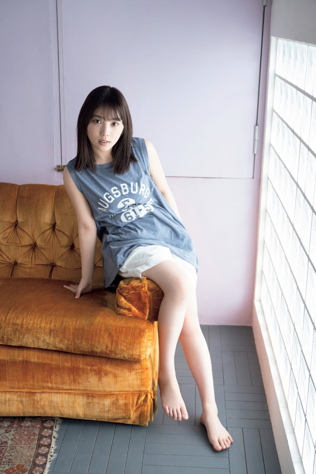 表紙：与田祐希（C）佐藤佑一、光文社