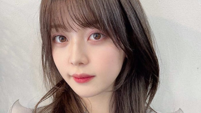 暗髪 セミロング で美人度up 人気ヘアスタイルまとめ モデルプレス 暗髪 セミロング で美人度up 人気ヘアスタイルまとめ モデルプレス