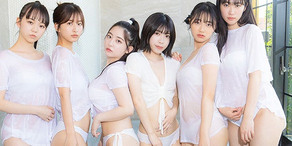 ミスマガジン2022」麻倉瑞季・三野宮鈴・藤本沙羅・咲田ゆな・瑚々・斉藤里奈、迫力のあるバスルームショット - モデルプレス