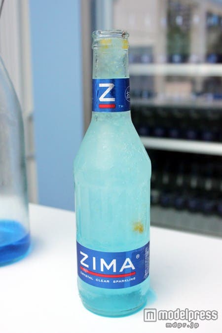 「ZIMAフローズンマジッククリアブルー」