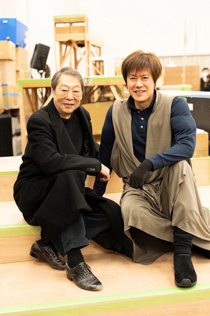 壤晴彦、山口祐一郎/舞台「キングダム」稽古場より (提供写真)