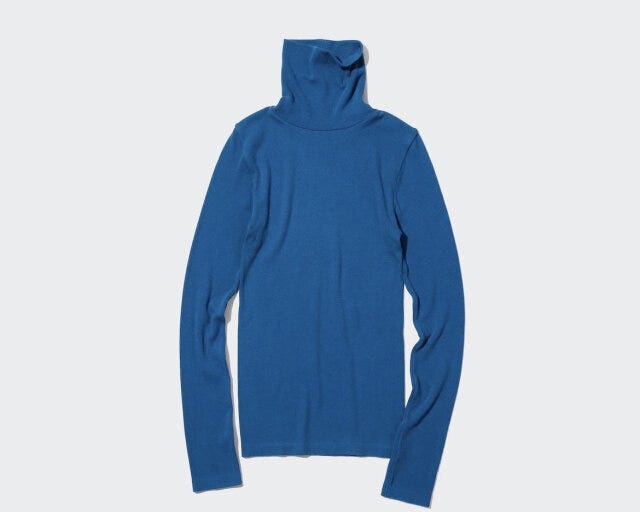 ユニクロのタートルネック