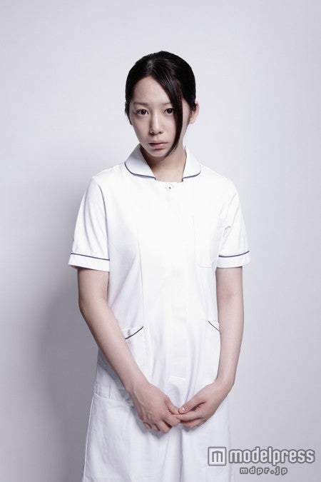 ドラマ「悪霊病棟」で主演をつとめる夏帆（C）2013 エイベックス・エンタテインメント／MBS