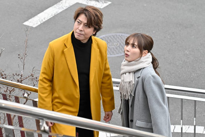 上川隆也、内田理央「問題物件」第7話より(C)フジテレビ