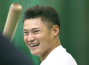 広島・田村 師匠の松山から熱い言葉 不退転の5年目5キロ減量 開幕スタメン獲る同学年ドラ1平川に負けん