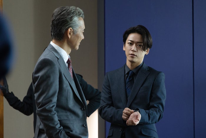 「ゲームの名は誘拐」KAT-TUN亀梨和也VS渡部篤郎、 初対面の“緊迫対峙シーン”現場レポート公開
