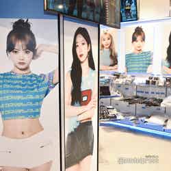 『LE SSERAFIM FAN MEETING ‘FEARNADA’ 2024 S/S - JAPAN POP-UP STORE』内装(C)モデルプレス