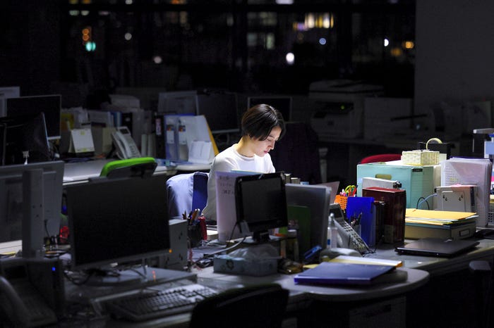 長澤まさみ/「エルピス―希望、あるいは災い―」第1話より(C)カンテレ