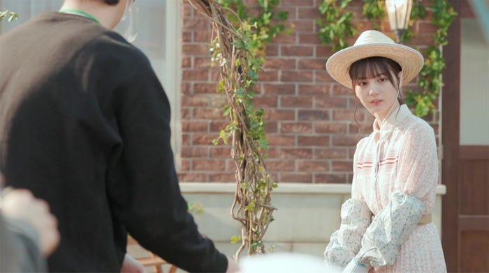 小坂菜緒/新CM『CO2を減らすために』篇メイキングより (提供写真)