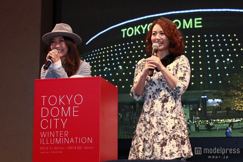 東京ドームが7色に光る　初のイルミ点灯式に磯山さやから登場