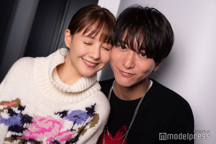 トリンドル玲奈、浅香航大 (C)モデルプレス