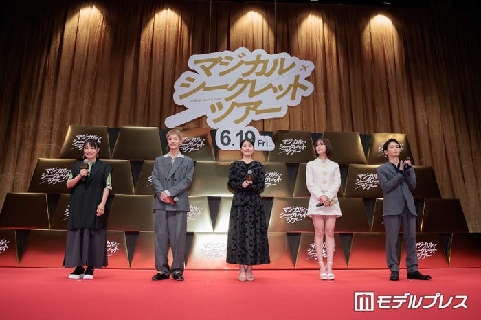天野千尋監督、塩野瑛久、有村架純、南沙良、青木柚(C)モデルプレス