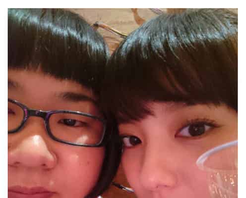 新川優愛&安藤なつ“密着”どアップ2ショットが話題「可愛すぎる」「なっちゃん小顔になった」