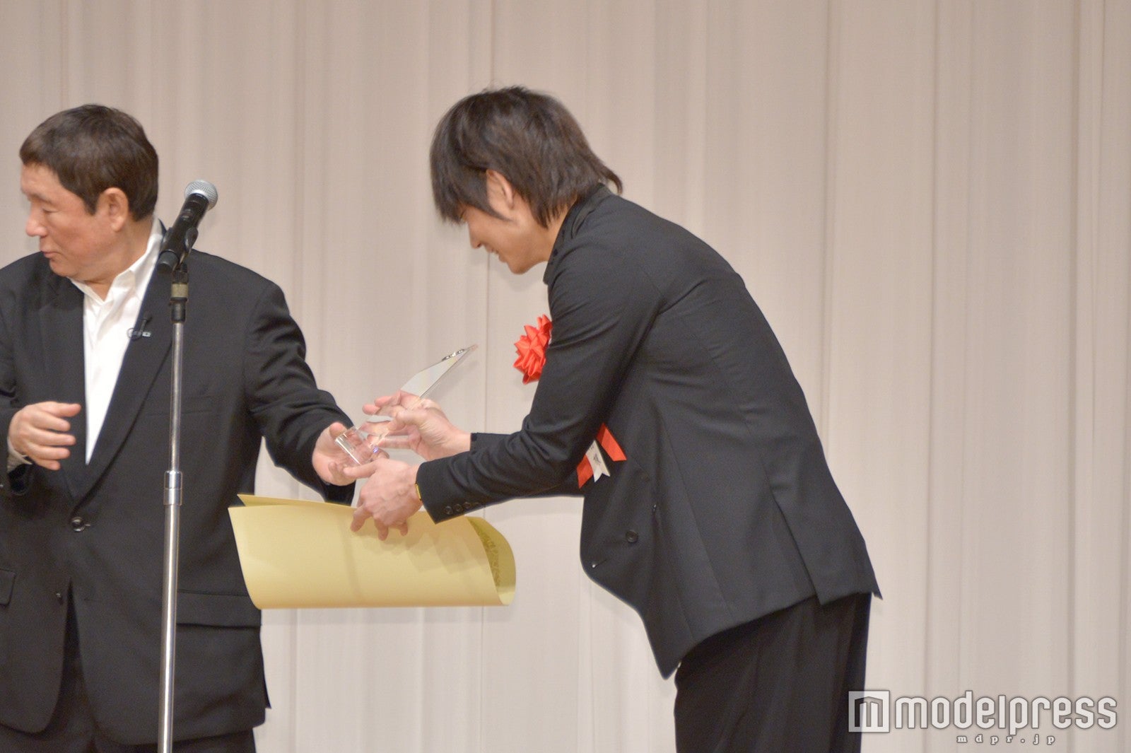 （C）モデルプレス