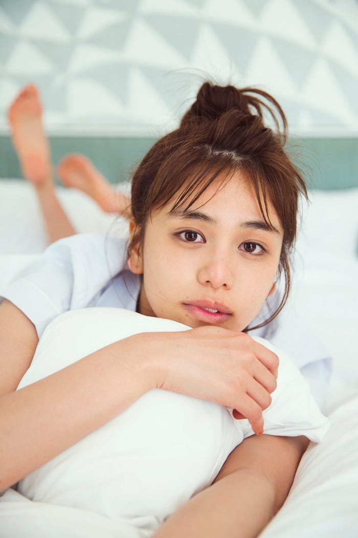 E Girls楓 佐藤晴美 写真集同日発売にライバル心はある コンプレックス も明かす モデルプレス E Girls楓 佐藤晴美 写真集同日発売にライバル心はある コンプレックス も明かす モデルプレス