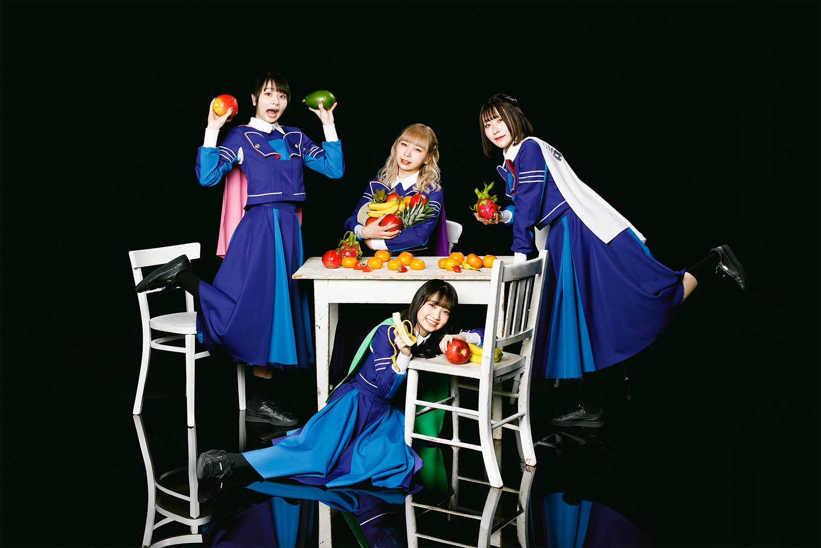 PARADISES（提供写真）