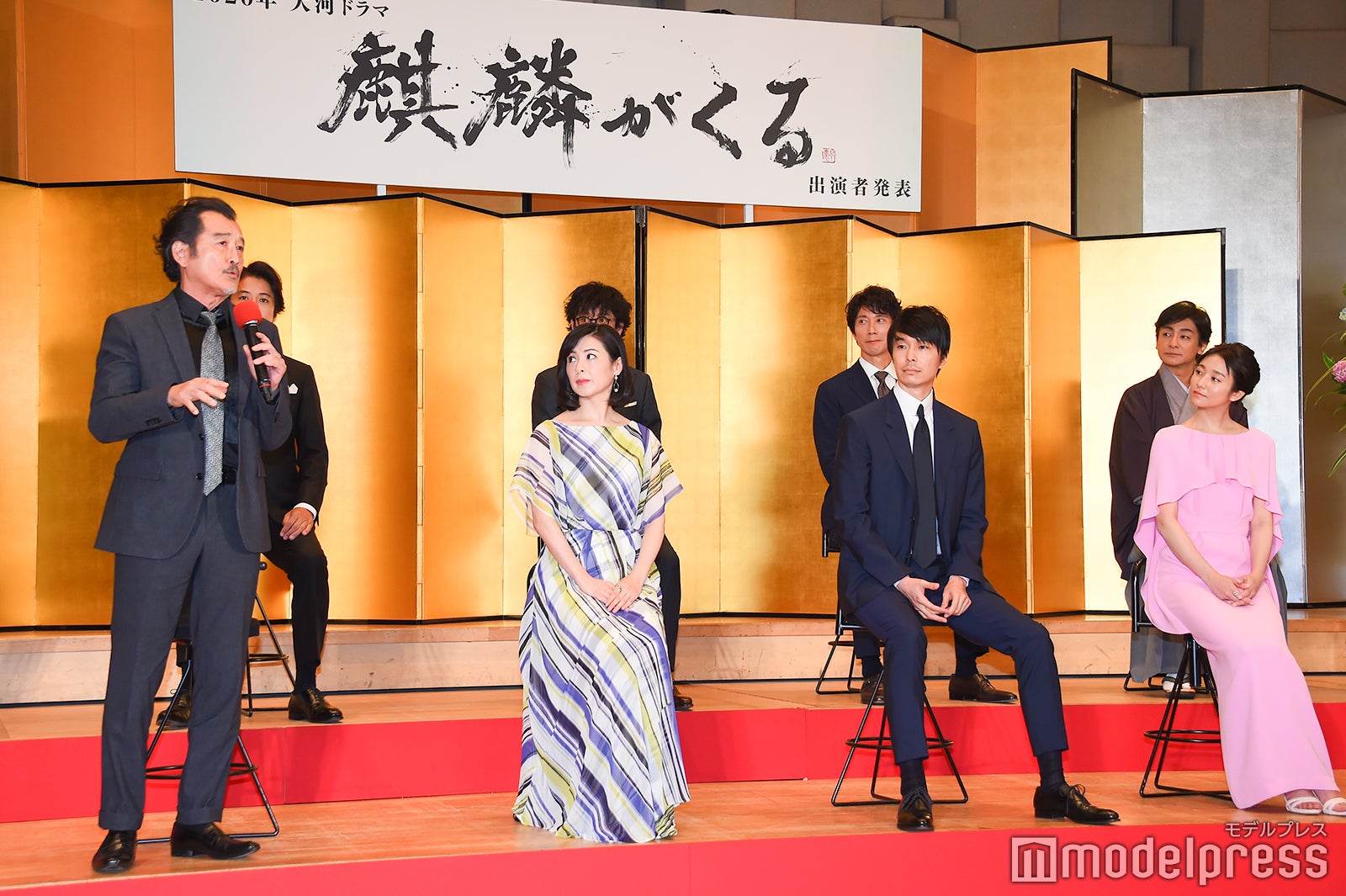 熱弁をふるう吉田鋼太郎 （C）モデルプレス