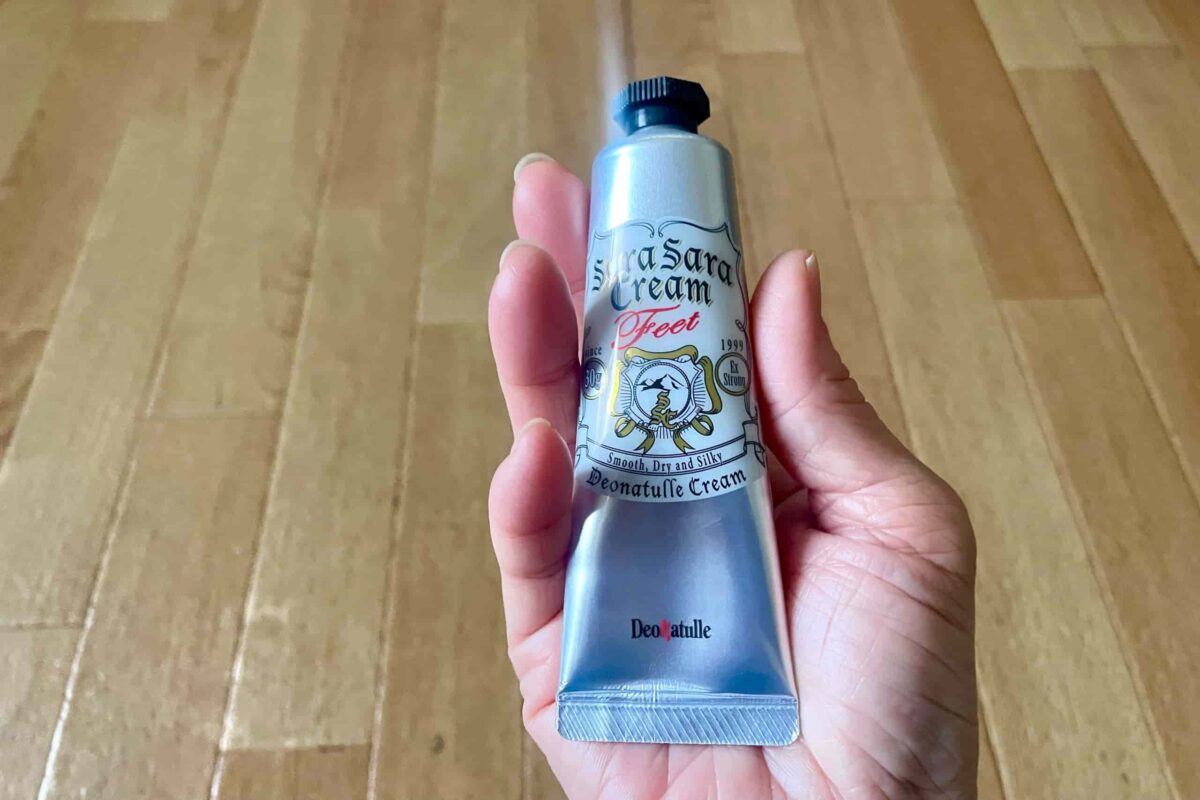 デオナチュレ「足指さらさらクリーム」を試してみた 直塗りOKで使いやすい
