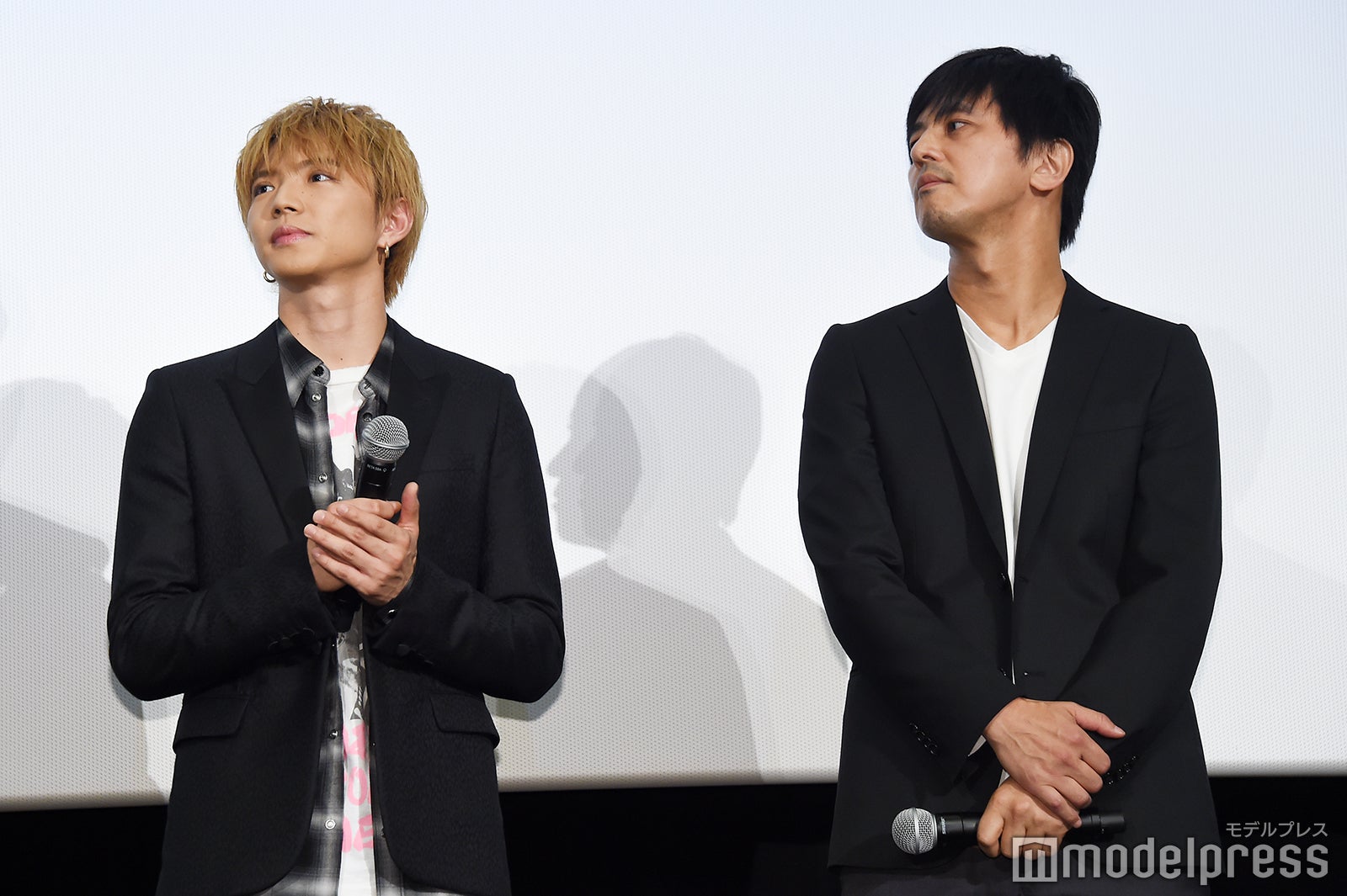 佐藤大樹、井上博貴監督 （C）モデルプレス