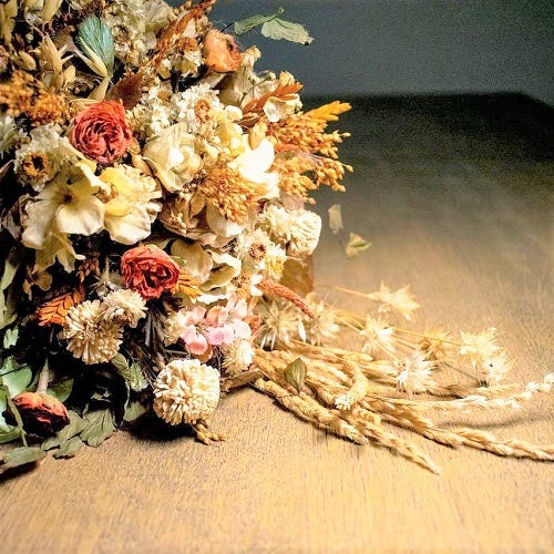 ドライフラワーの花言葉知ってる プレゼントにおすすめの意味を持つ種類まとめ モデルプレス ドライフラワーの花言葉知ってる プレゼントにおすすめの意味を持つ種類まとめ モデルプレス