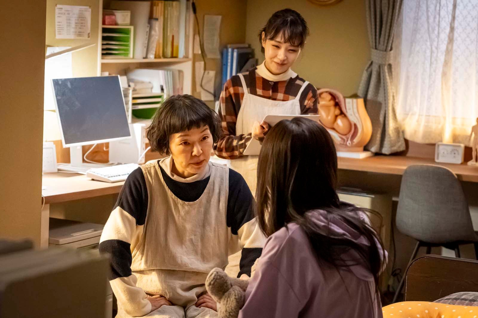 小林聡美、奈緒「春になったら」第5話より（C）カンテレ